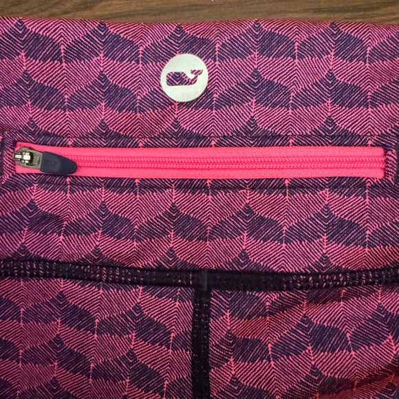 NWOT Vineyard Vines Etched Whale Tail Performance Crop Legging Pink Purple Blue - Picture 7 of 12